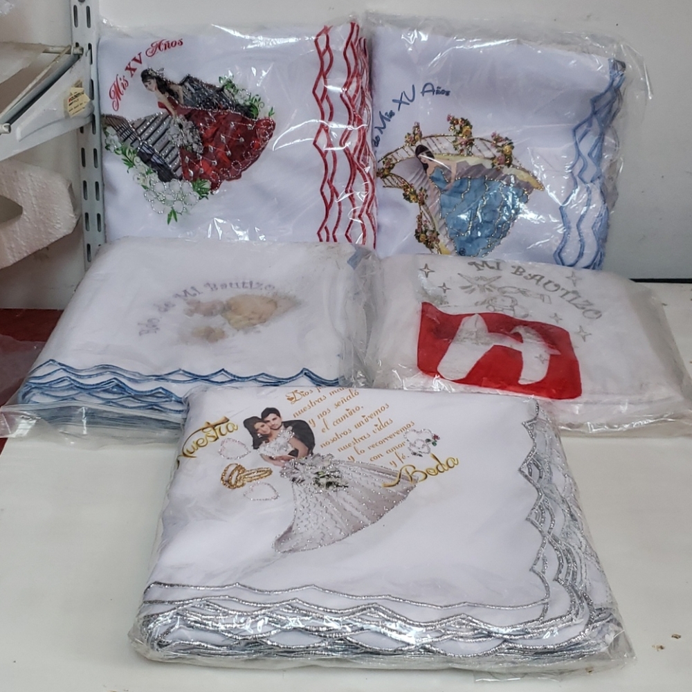 Lot Of 5 Cloth Quinceanera/Wedding/Baptism Napkins